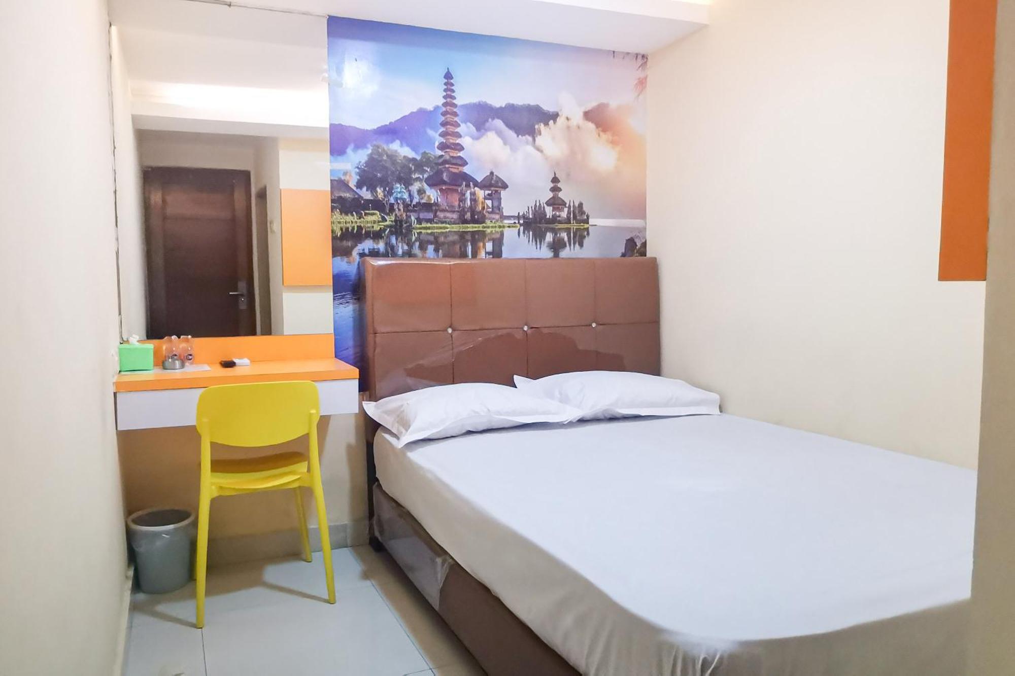 Tng Hotel Redpartner Джакарта Экстерьер фото